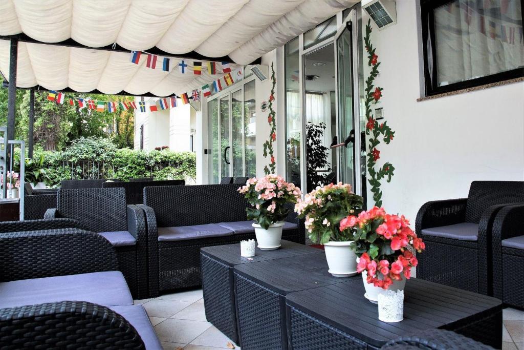 Hotel Villa Argia Rimini Marina Centro Екстериор снимка
