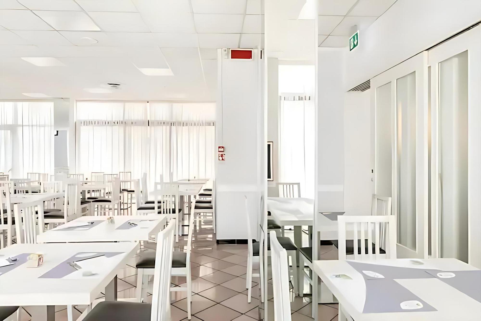 Hotel Villa Argia Rimini Marina Centro Екстериор снимка